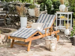 Beliani Akaasiapuinen Aurinkotuoli Raidallisella Pehmusteella Java Outlet