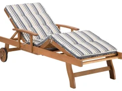 Beliani Akaasiapuinen Aurinkotuoli Raidallisella Pehmusteella Java Outlet