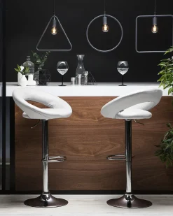 Beliani Baarijakkara Keinonahka Valkoinen 2 Kpl Peoria New