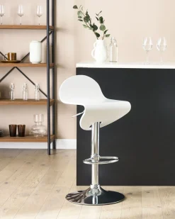 Beliani Baarijakkara Valkoinen 2 Kpl Liverpool Sale