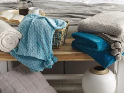 Beliani Huopa 200 X 220 Cm Turkoosi Saitler Hot