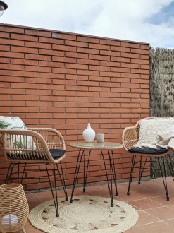 Beliani 2-Istuttava Bistrosetti Polyrottinki Luonnonvari Tropea Ii Flash Sale