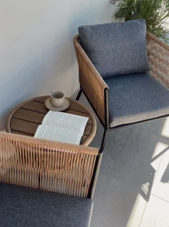 Beliani 2-Istuttava Bistrosetti Polyrottinki Vaaleanruskea Gargano Best