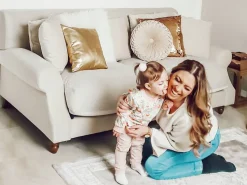 Beliani 3-Istuttava Sohva Sametti Luonnonvalkoinen Eike Store