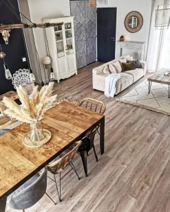 Beliani 3-Istuttava Sohva Vakosametti Lohenpunainen Viskan New