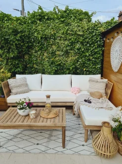 Beliani 4-Istuttava Ulkosohvaryhma Akasiapuu Vasenk. Valkoinen Cremona Online