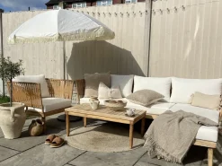 Beliani 4-Istuttava Ulkosohvaryhma Akasiapuu Vasenk. Valkoinen Cremona Online