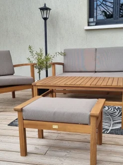 Beliani 4-Istuttava Ulkosohvaryhma Akaasia Vaalea Puu Manila Fashion