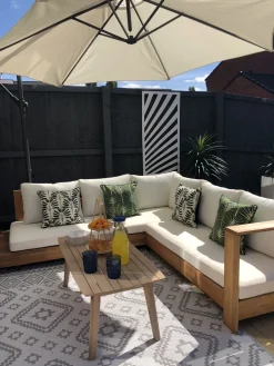 Beliani 5-Istuttava Ulkosohvaryhma Akasiapuu Vasenk. Valkoinen Marettimo Cheap