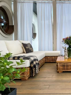 Beliani 4-Istuttava Ulkosohvaryhma Rottinki Vasenk. Luonnonvari Varallo Clearance