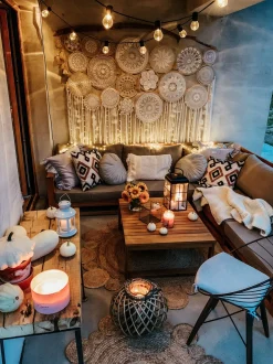 Beliani 4-Istuttava Ulkosohvaryhma Akaasia Oikeak. Vaalea Puu Timor Fashion