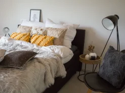 Beliani Koristetyyny Puuvilla Harmaa Kohokuvioitu 45 X 45 Cm 2 Kpl Paika Hot