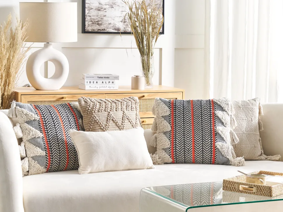 Beliani Koristetyyny Puuvilla Monivarinen 45 X 45 Cm Bouvardia Sale