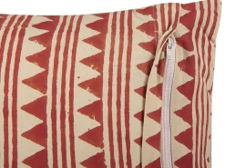 Beliani Koristetyyny Puuvilla Punainen/Beige 45 X 45 Cm Deglupta Best