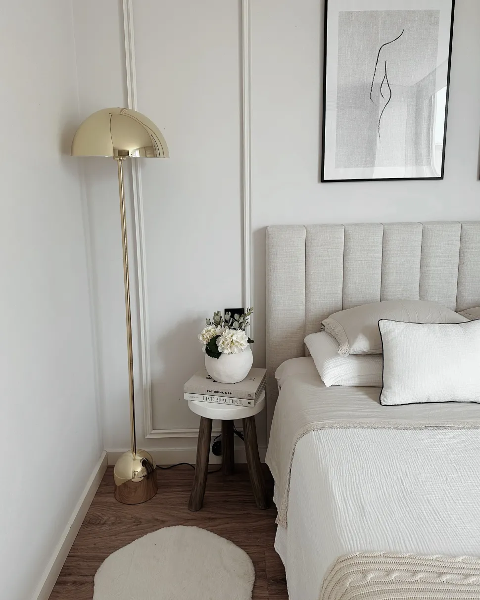 Beliani Lattiavalaisin Metalli Kulta Macasia Fashion