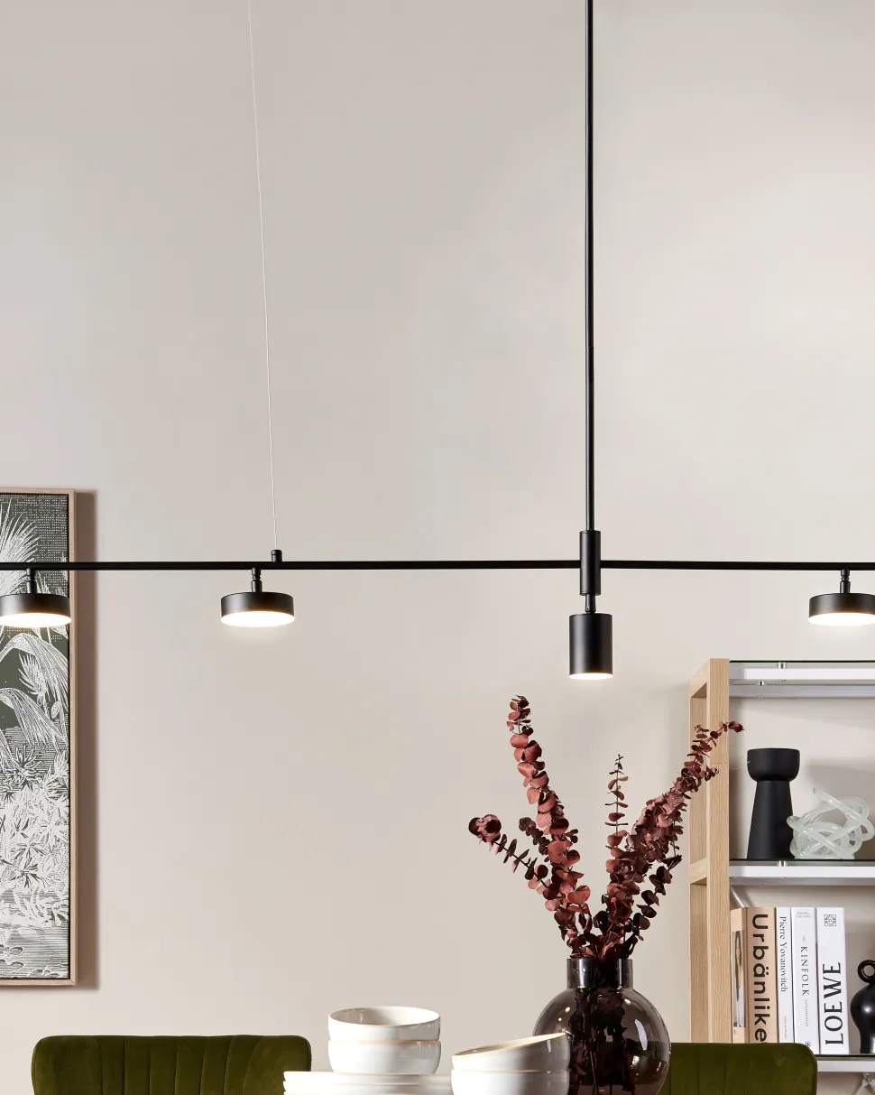 Beliani Led-Riippuvalaisin 4 Polttimoa Alumiini Musta Foyle Best