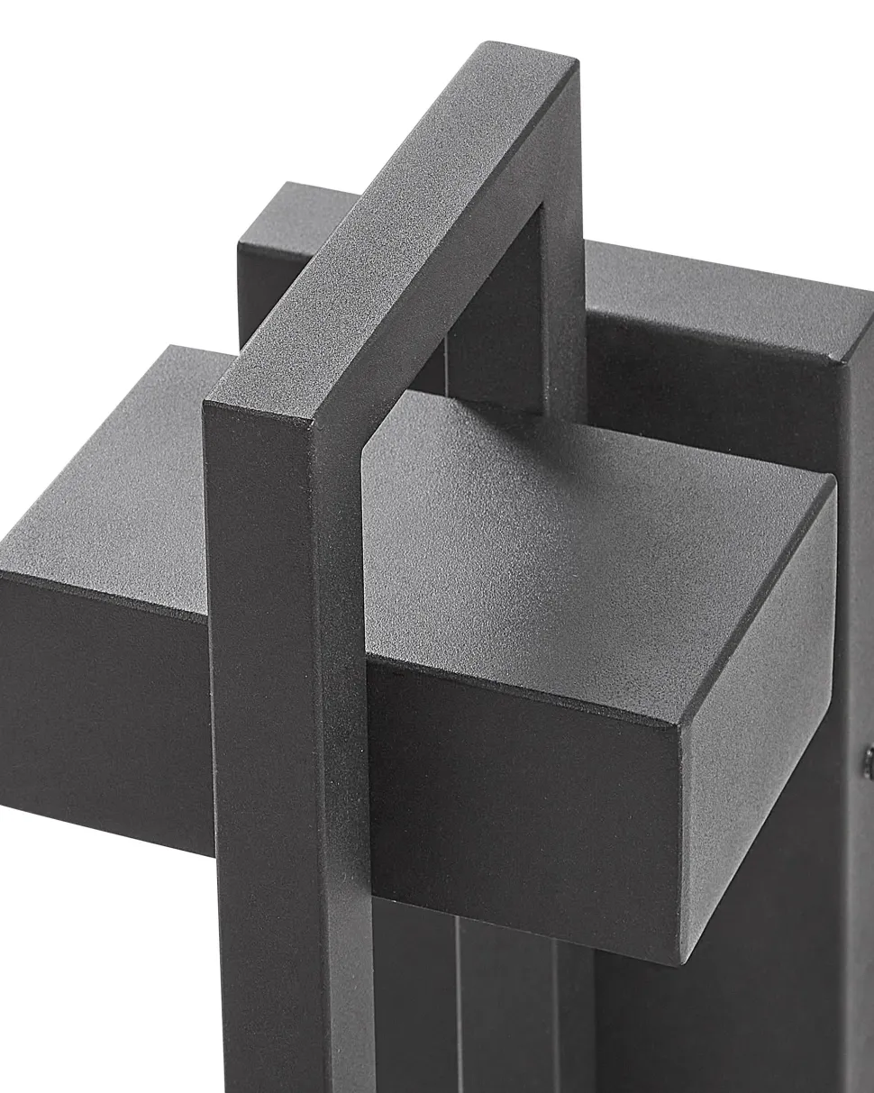 Beliani Led-Ulkoseinavalaisin Musta Kelty Hot