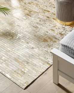 Beliani Matto Lehmannahka Beige/Kulta 160 X 230 Cm Tokul Store