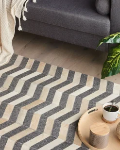 Beliani Matto Lehmannahka Harmaa/Beige 160 X 230 Cm Baggoze Cheap