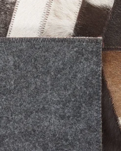 Beliani Matto Lehmannahka Ruskea/Valkoinen 160 X 230 Cm Akyele Clearance