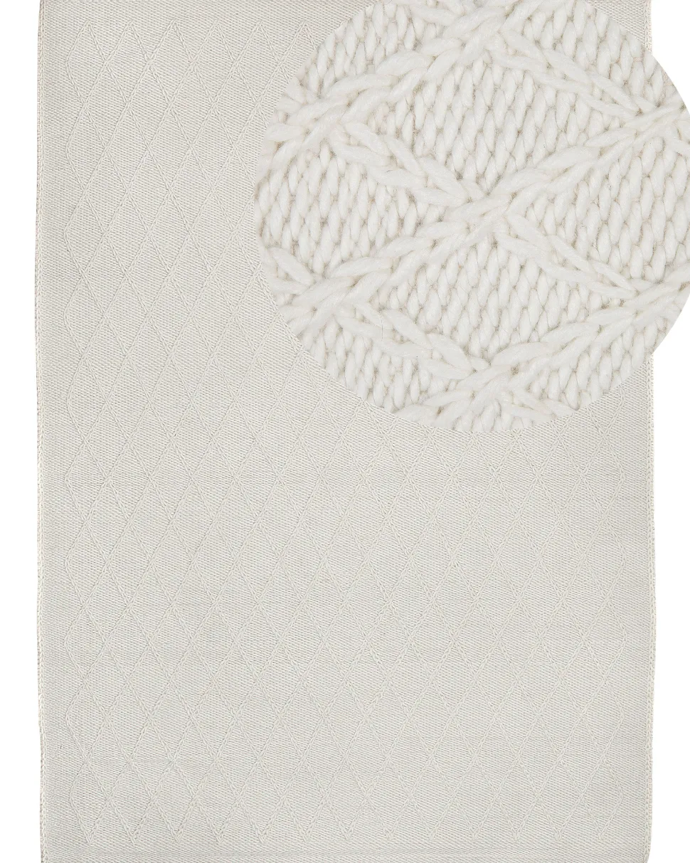 Beliani Matto Luonnonvalkoinen 160 X 230 Cm Erzin Hot