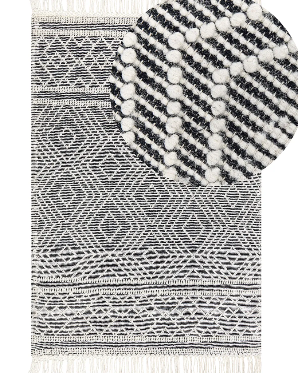 Beliani Matto Musta/Valkoinen 160 X 230 Cm Savuca Best Sale