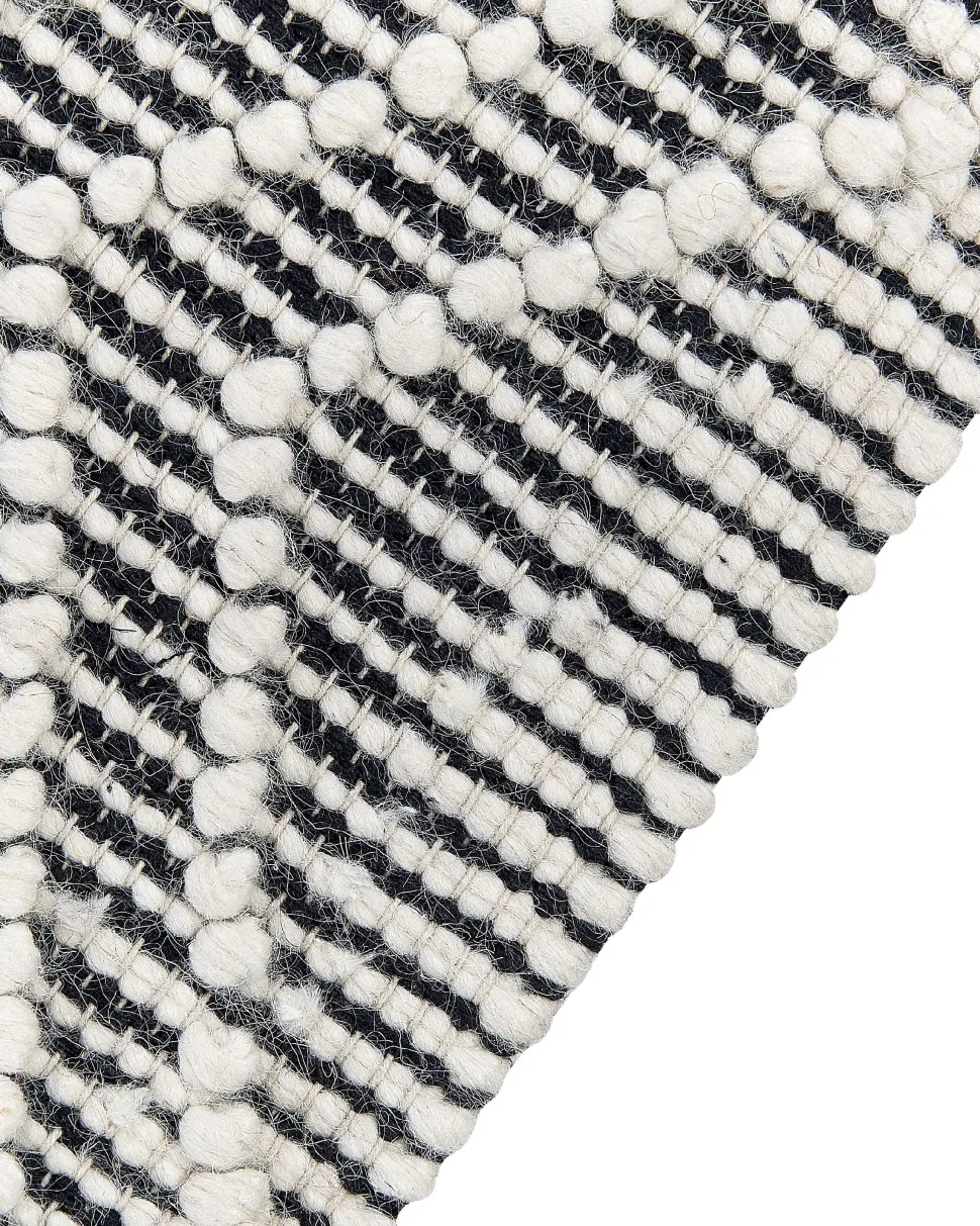 Beliani Matto Musta/Valkoinen 160 X 230 Cm Savuca Best Sale