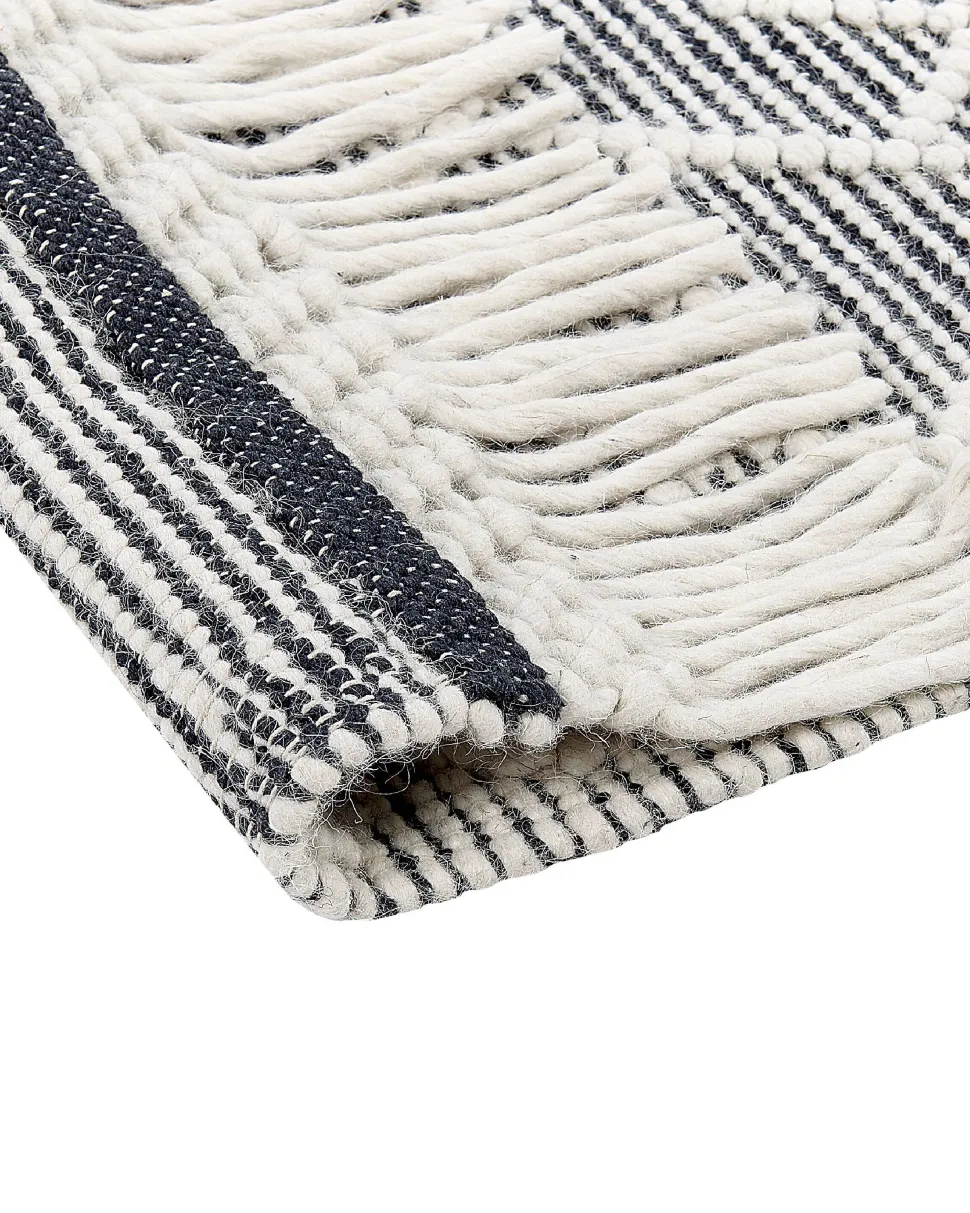 Beliani Matto Musta/Valkoinen 160 X 230 Cm Savuca Best Sale