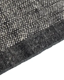 Beliani Matto Villa Musta/Luonnonvalkoinen 160 X 230 Cm Atlanti Discount