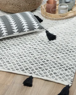 Beliani Matto 80X150 Cm Musta Gemlik Hot