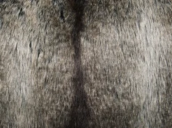 Beliani Mustavalkoinen Keinoturkis Koristetyynysetti 45 X 45 Cm 2 Kpl Rubrum Sale