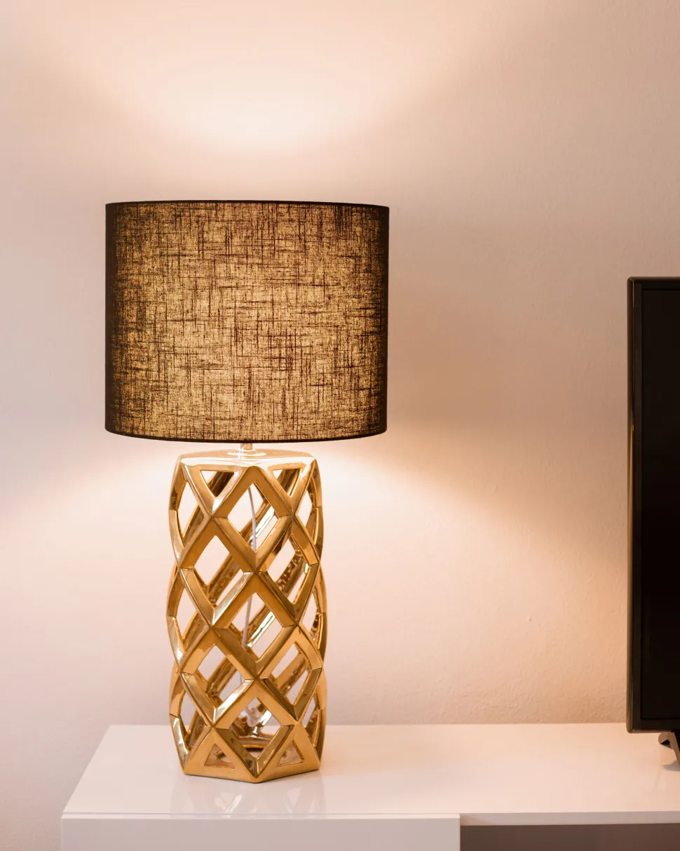 Beliani Poytavalaisin Keraaminen Musta/Kulta Selja Shop