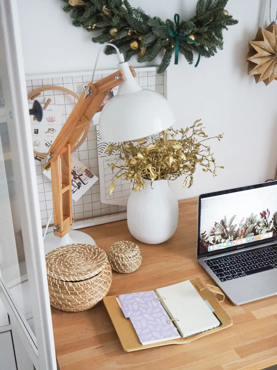 Beliani Poytavalaisin Kumipuu Valkoinen Salado Online