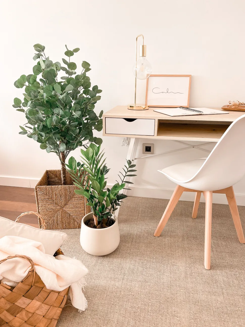 Beliani Poytavalaisin Metalli Kulta Savena Best Sale