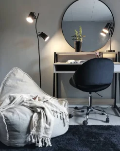 Beliani Poytavalaisin Teras Musta Flint Best