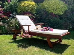 Beliani Puinen Aurinkotuoli Luonnonvalkoisella Pehmusteella Toscana Discount