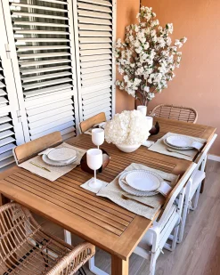 Beliani Puutarhapoyta Jatkettava Akaasia Vaalea Puu 180/240 X 100 Cm Cesana Best