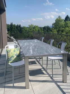 Beliani Puutarhatuoli Muovi Valkoinen/Harmaa 4 Kpl Spezia Online