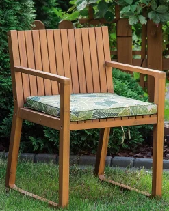 Beliani Puutarhatuoli Vihrealla Pehmusteella Sassari Sale