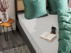 Beliani Puuvillalakana Muotoonommeltu Vaaleanharmaa 200 X 200 Cm Janbu Fashion