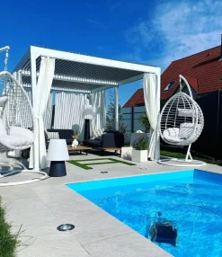 Beliani Riipputuoli Jalustalla Polyrottinki Valkoinen Fano Store