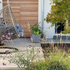 Beliani Riipputuoli Jalustalla Polyrottinki Harmaa Tollo Best