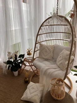 Beliani Riipputuoli Jalustalla Polyrottinki Beige Allera Store