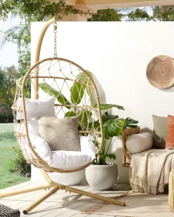 Beliani Riipputuoli Jalustalla Teras Beige Adria Cheap