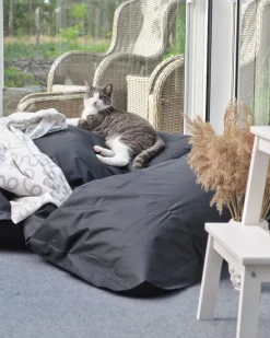 Beliani Sakkituoli Nailon Musta 140 X 180 Cm Fuzzy Hot