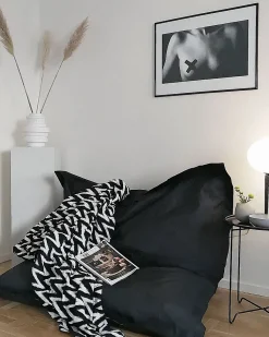 Beliani Sakkituoli Nailon Musta 140 X 180 Cm Fuzzy Hot