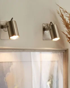 Beliani Seinavalaisin Metalli Hopea 2 Kpl Klip Cheap