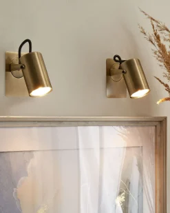 Beliani Seinavalaisin Metalli Messinki 2 Kpl Klip Shop