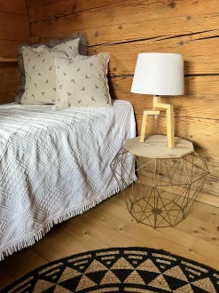 Beliani Sivupoyta Metalli Säilytystila Valkoinen Elida Shop