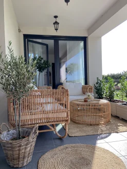 Beliani Sohvapoyta Rottinki Luonnonvari Limni Hot